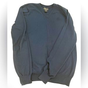 Chereskin Men’s Vneck long sleeve pull over sweater